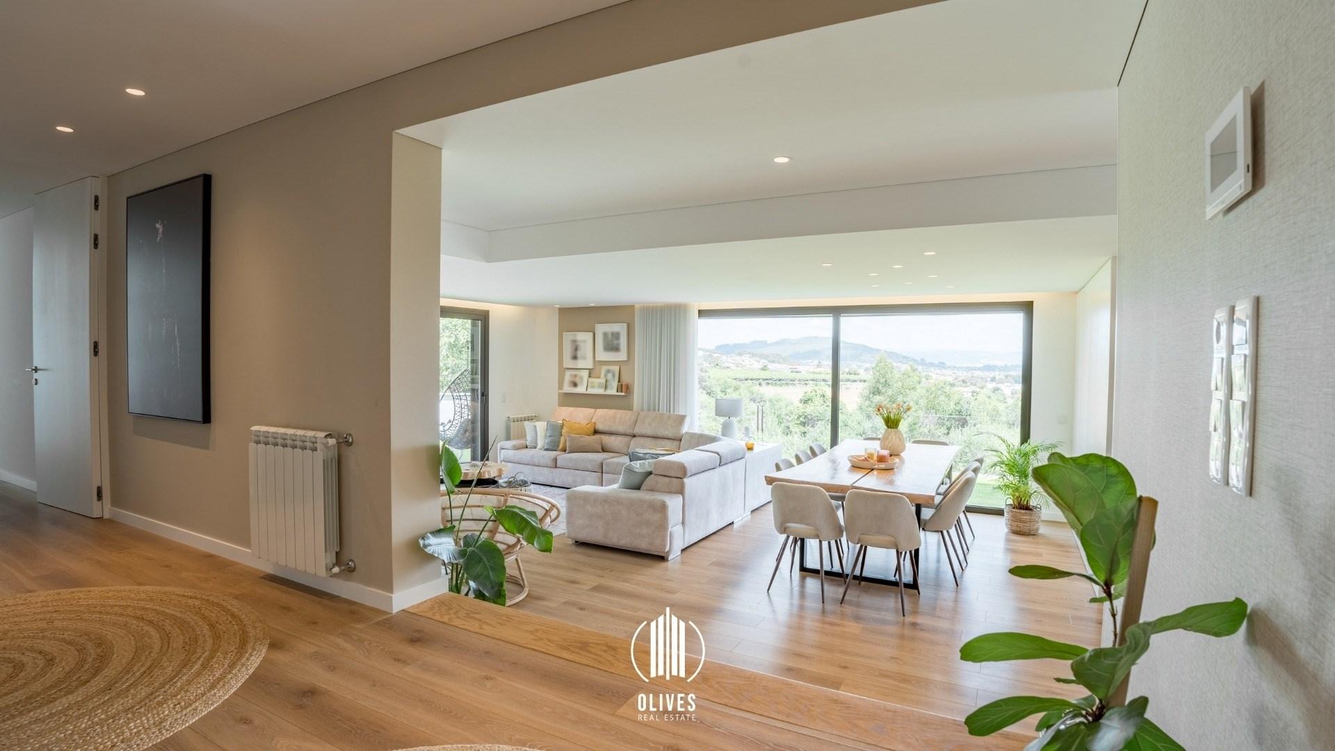 Moradia T3 Venda em Pousada de Saramagos,Vila Nova de Famalicão