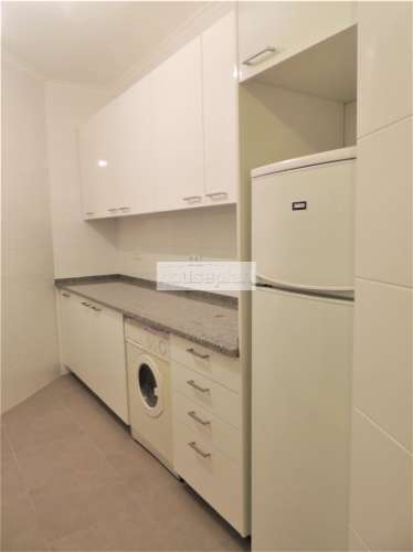 Apartamento T2 mobilado para arrendar em Lisboa Marquês de Pombal