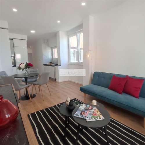 Apartamento T3 totalmente Renovado e mobilado em Benfica