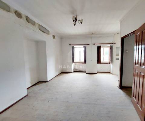 Apartamento T2 com terraço em Lanhelas