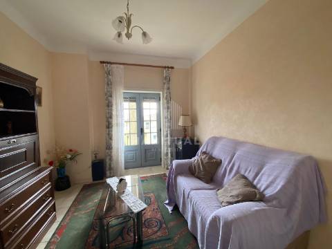 Moradia  T5  em Vila Praia de Âncora