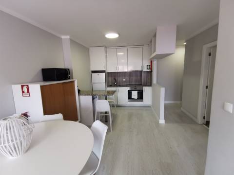 Apartamento T1 em Vila Praia de Ancora - Primeira linha