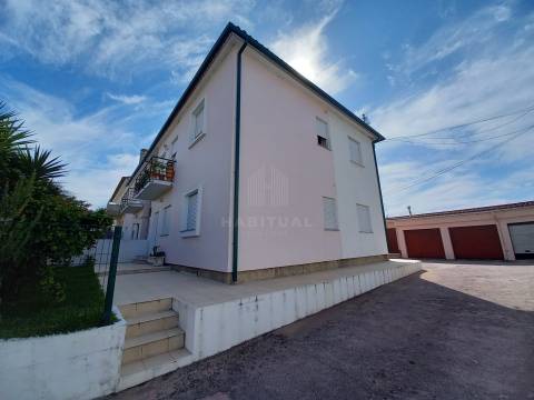 ANDAR MORADIA T2  NA MEADELA