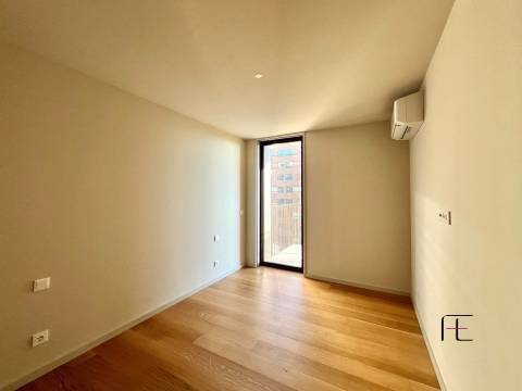 Apartamento T3 Venda em Santa Marinha e São Pedro da Afurada,Vila Nova de Gaia