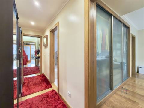 Apartamento T3 Venda em Mafamude e Vilar do Paraíso,Vila Nova de Gaia