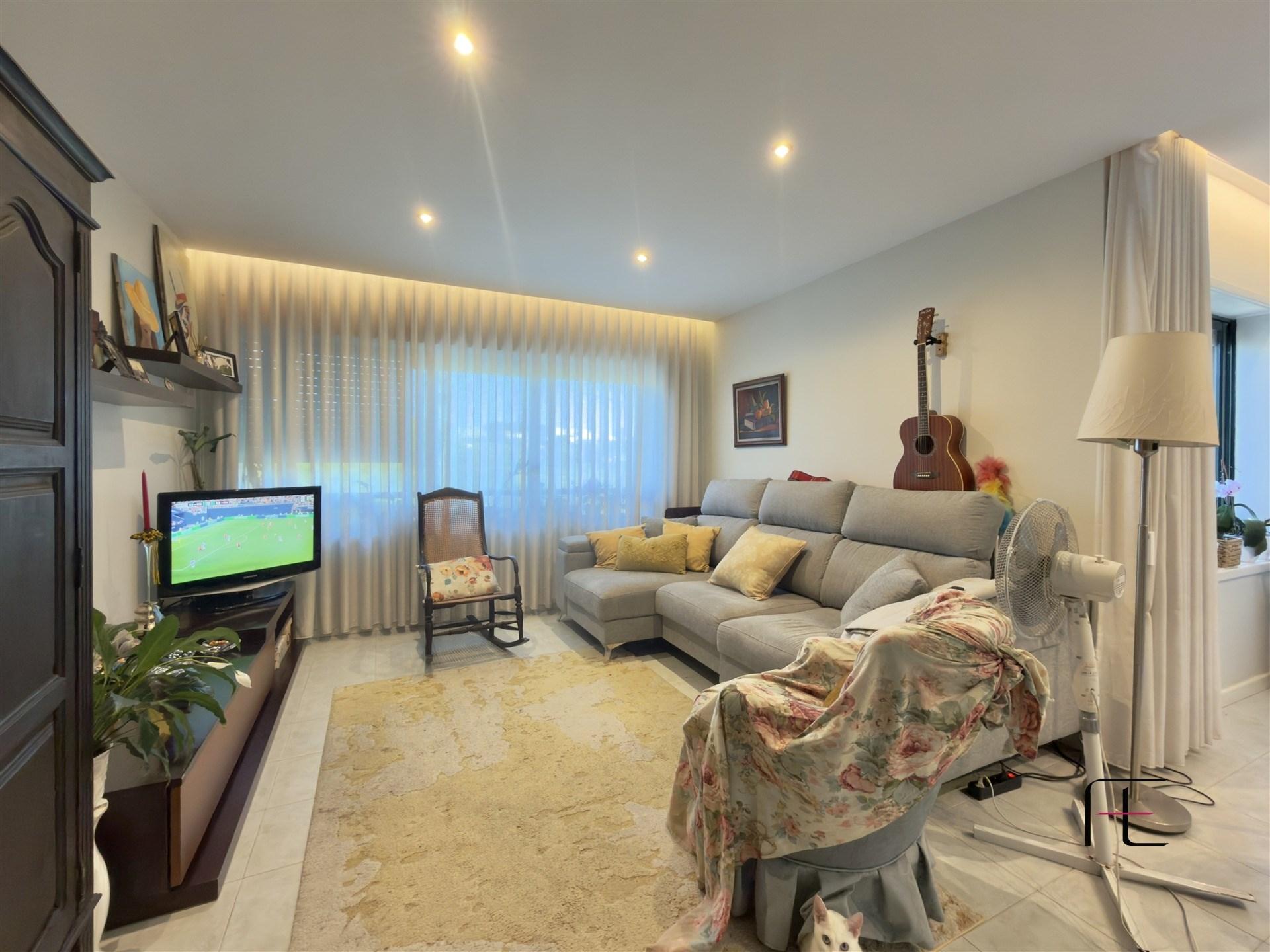 Apartamento T3 Venda em Mafamude e Vilar do Paraíso,Vila Nova de Gaia