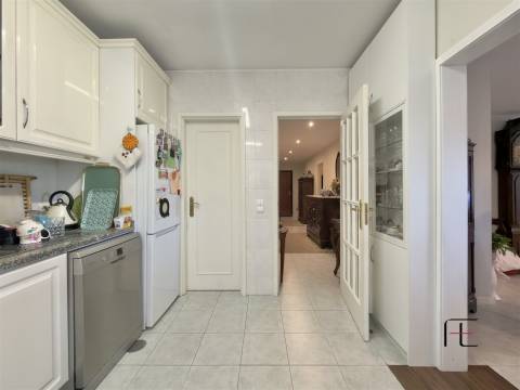 Apartamento T3 Venda em Mafamude e Vilar do Paraíso,Vila Nova de Gaia