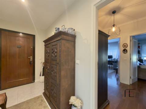 Apartamento T3 Venda em Mafamude e Vilar do Paraíso,Vila Nova de Gaia