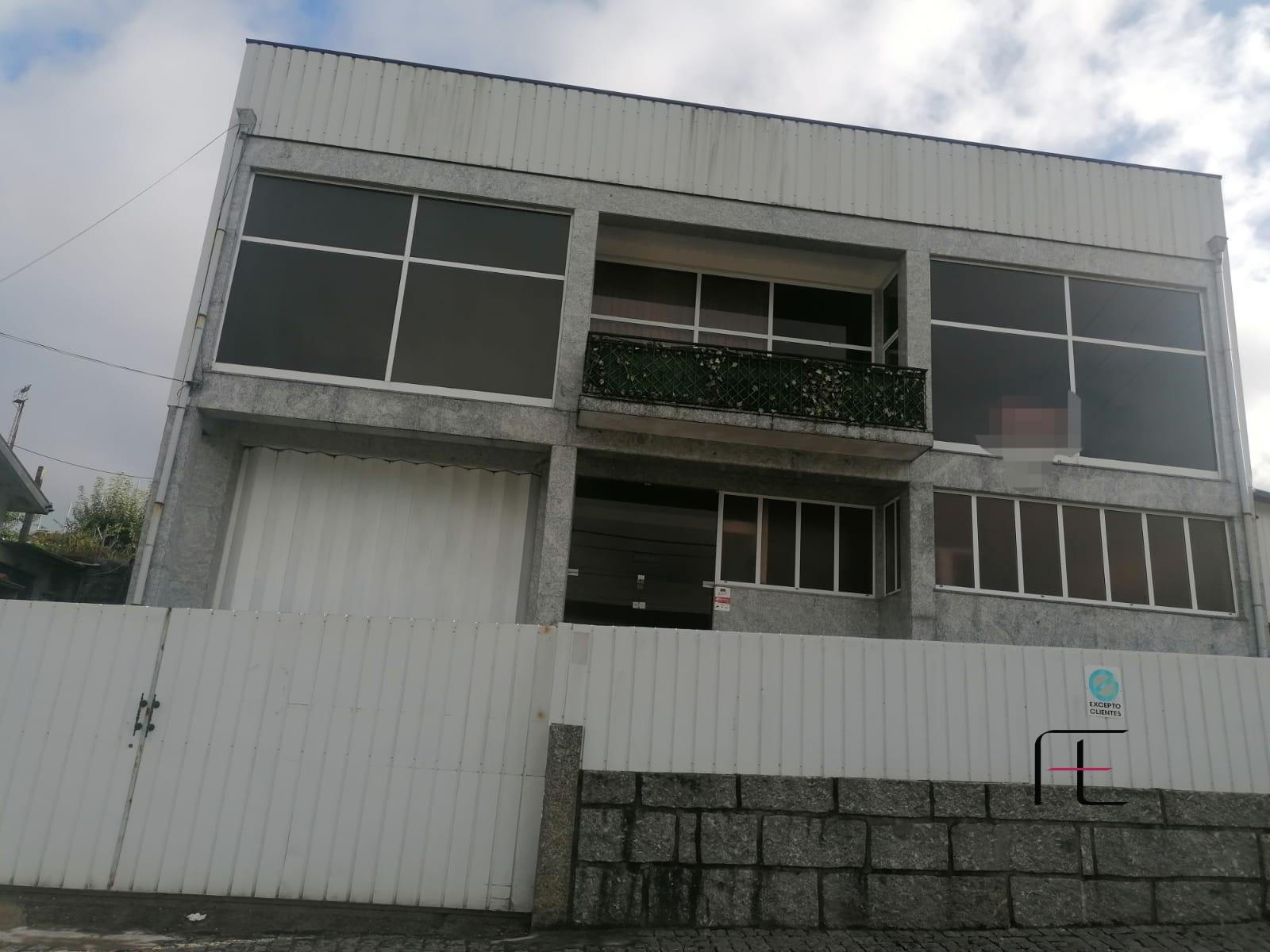 Armazém  Venda em Raimonda,Paços de Ferreira