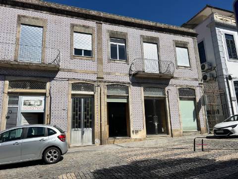 Prédio >=T10 Venda em Peso da Régua e Godim,Peso da Régua