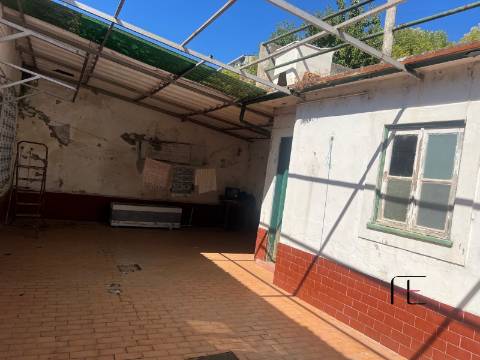 Prédio >=T10 Venda em Peso da Régua e Godim,Peso da Régua