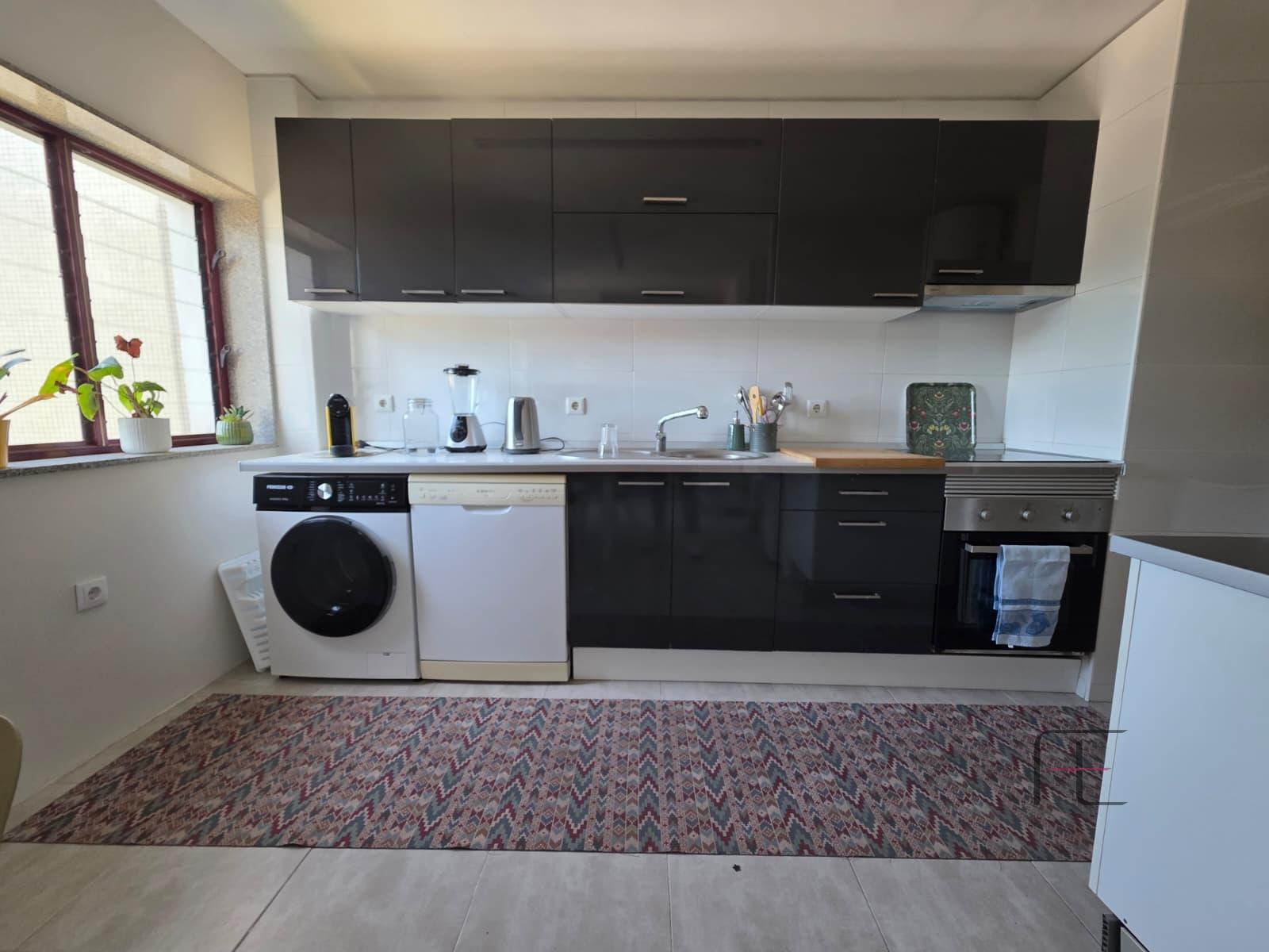 Apartamento T4 Arrendamento em São Mamede de Infesta e Senhora da Hora,Matosinhos