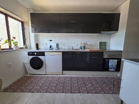 Apartamento T4 Arrendamento em São Mamede de Infesta e Senhora da Hora,Matosinhos