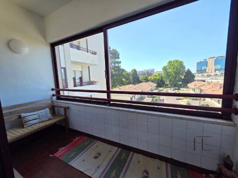 Apartamento T4 Arrendamento em São Mamede de Infesta e Senhora da Hora,Matosinhos