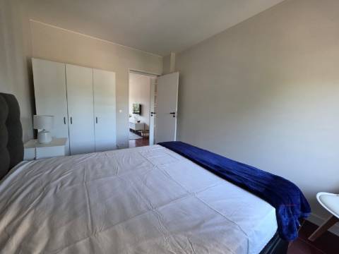 Apartamento T4 Arrendamento em São Mamede de Infesta e Senhora da Hora,Matosinhos