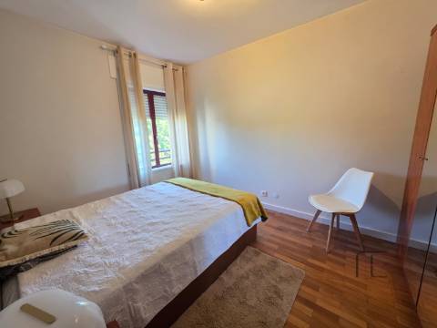 Apartamento T4 Arrendamento em São Mamede de Infesta e Senhora da Hora,Matosinhos