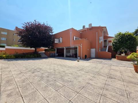 Moradia T4 Venda em Arcozelo,Vila Nova de Gaia