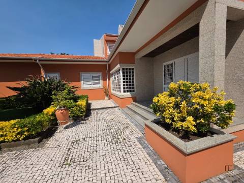 Moradia T4 Venda em Arcozelo,Vila Nova de Gaia