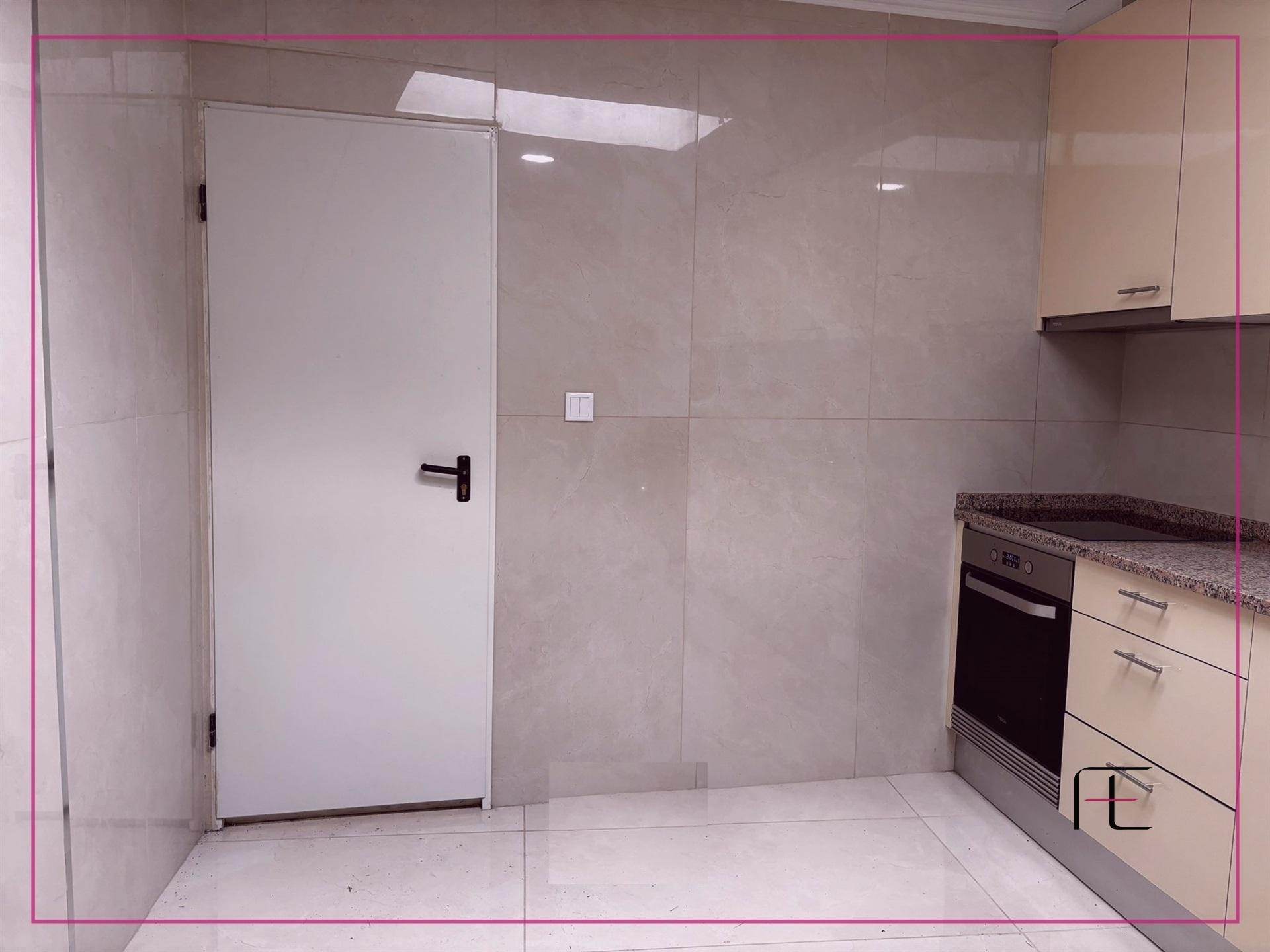 Moradia T3+1 Venda em Campanhã,Porto