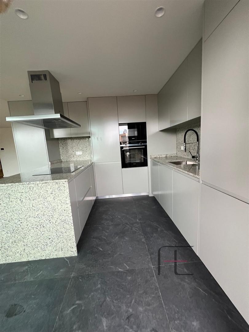 Apartamento T2 Venda em Mafamude e Vilar do Paraíso,Vila Nova de Gaia