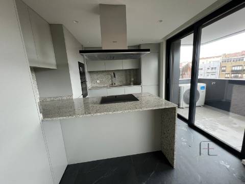Apartamento T2 Venda em Mafamude e Vilar do Paraíso,Vila Nova de Gaia
