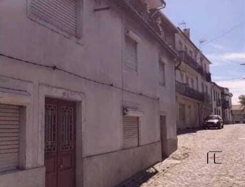 Moradia T3 Venda em Mogadouro, Valverde, Vale de Porco e Vilar de Rei,Mogadouro