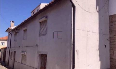 Moradia T3 Venda em Mogadouro, Valverde, Vale de Porco e Vilar de Rei,Mogadouro