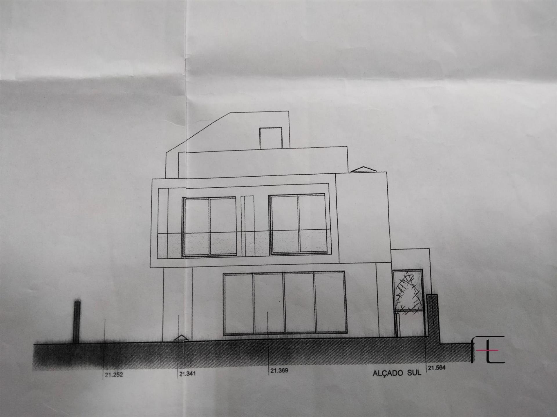 Terreno 1571m² com projeto | São Félix da Marinha – Espinho