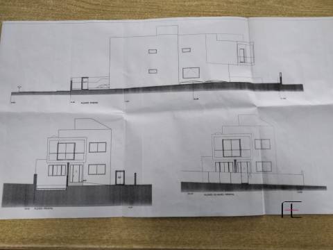 Terreno 1571m² com projeto | São Félix da Marinha – Espinho