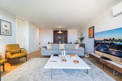 Apartamento T4 Venda em Matosinhos e Leça da Palmeira,Matosinhos