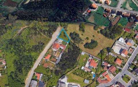 Terreno para Moradia Isolada em Vila Maior