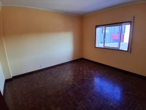 Apartamento T2 Venda em Baguim do Monte (Rio Tinto),Gondomar