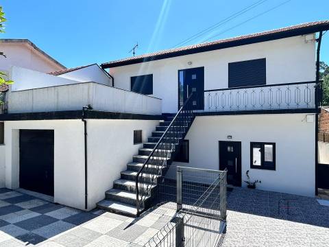 Moradia T3 Venda em Baguim do Monte (Rio Tinto),Gondomar