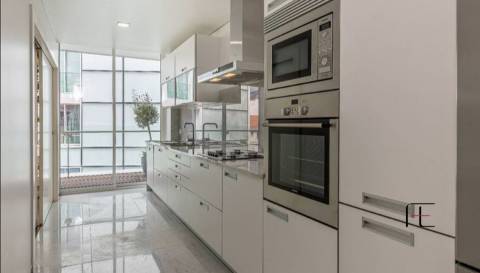 Apartamento T4 Venda em Funchal (Sé),Funchal