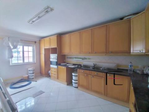 Moradia T7 Venda em Rio de Mouro,Sintra