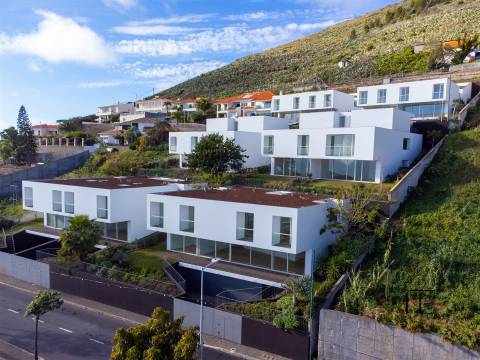 Moradia T3 Venda em São Martinho,Funchal