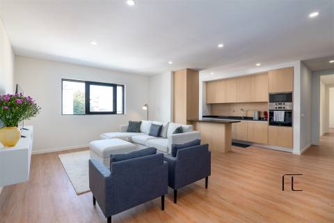 Apartamento T3 Venda em Mafamude e Vilar do Paraíso,Vila Nova de Gaia