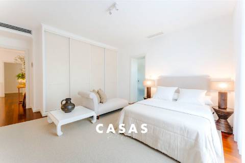 Chalet T4 Venda em Funchal (Sé),Funchal