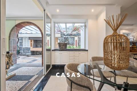 Chalet T4 Venda em Funchal (Sé),Funchal