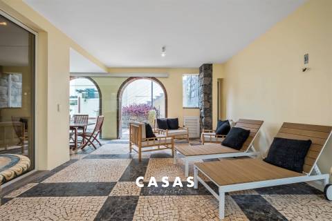 Chalet T4 Venda em Funchal (Sé),Funchal