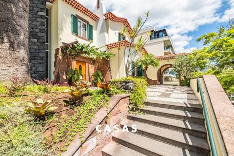 Chalet T4 Venda em Funchal (Sé),Funchal