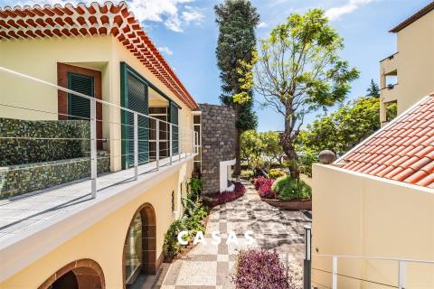 Chalet T4 Venda em Funchal (Sé),Funchal