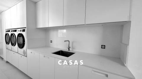 EXCLUSIVA PENTHOUSE T4 COM PISCINA PRIVADA - Funchal, Madeira Island