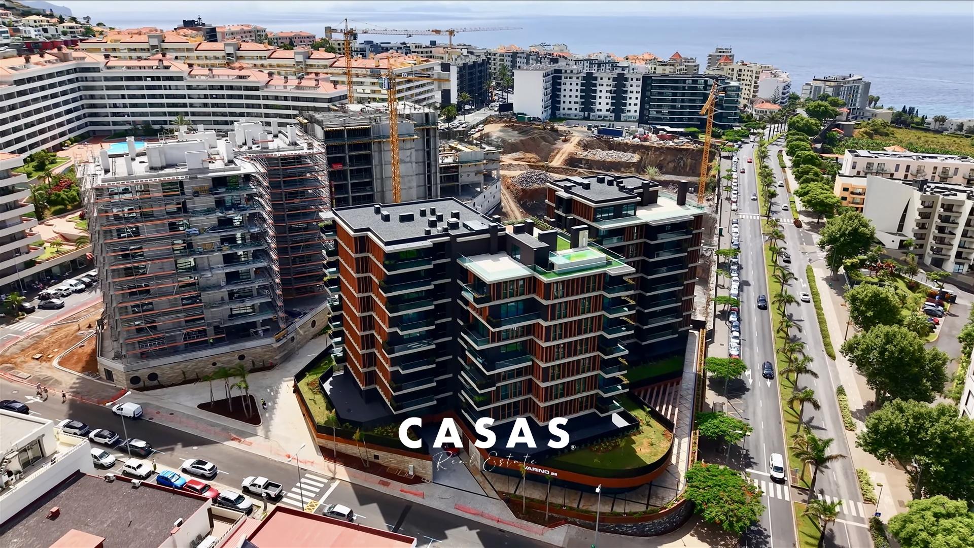 PENTHOUSE T3 COM TERRAÇO DE 211 M2 / PISCINA PRIVADA - Mobilada