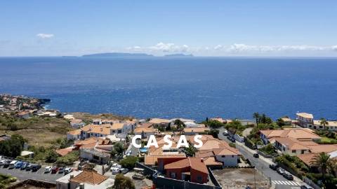APARTAMENTO T2 C/ VARANDA DE 16.30 m² NO GARAJAU