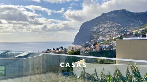 MORADIA DE LUXO NO FUNCHAL - ILHA DA MADEIRA