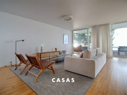 Moradia Geminada de LUXO - MOBILADA com PISCINA | São Martinho, Funchal
