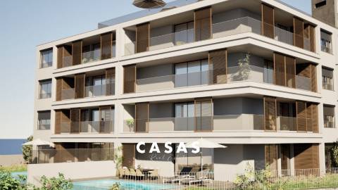 APARTAMENTO T3 com Logradoro de 64m2 + Piscina privada / Estreito de Câmara de Lobos