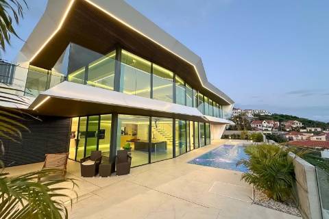 Moradia T4 Venda em Funchal (Santa Maria Maior),Funchal