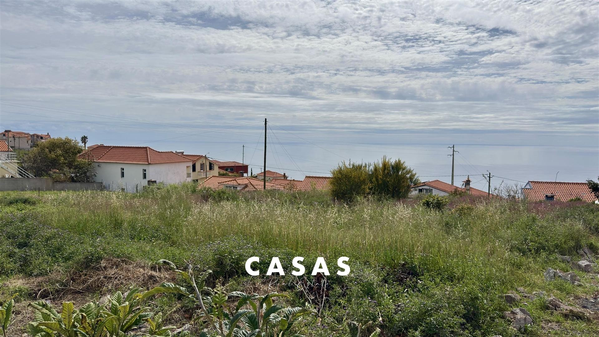 Lote de Terreno Rústico com 1.041m², no Arco da Calheta